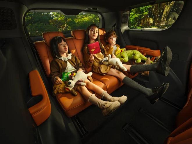 4399万起焕新MPV豪华开元棋牌别克至境世家上市(图11) 4399万起焕新MPV豪华开元棋牌别克至境世家上市(图11)